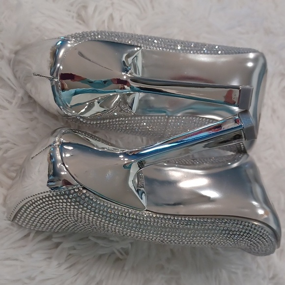Steve Madden Martina-R Rhinestone Embellished Stiletto Pumps Silver SZ 7 NEW - Picture 10 of 16